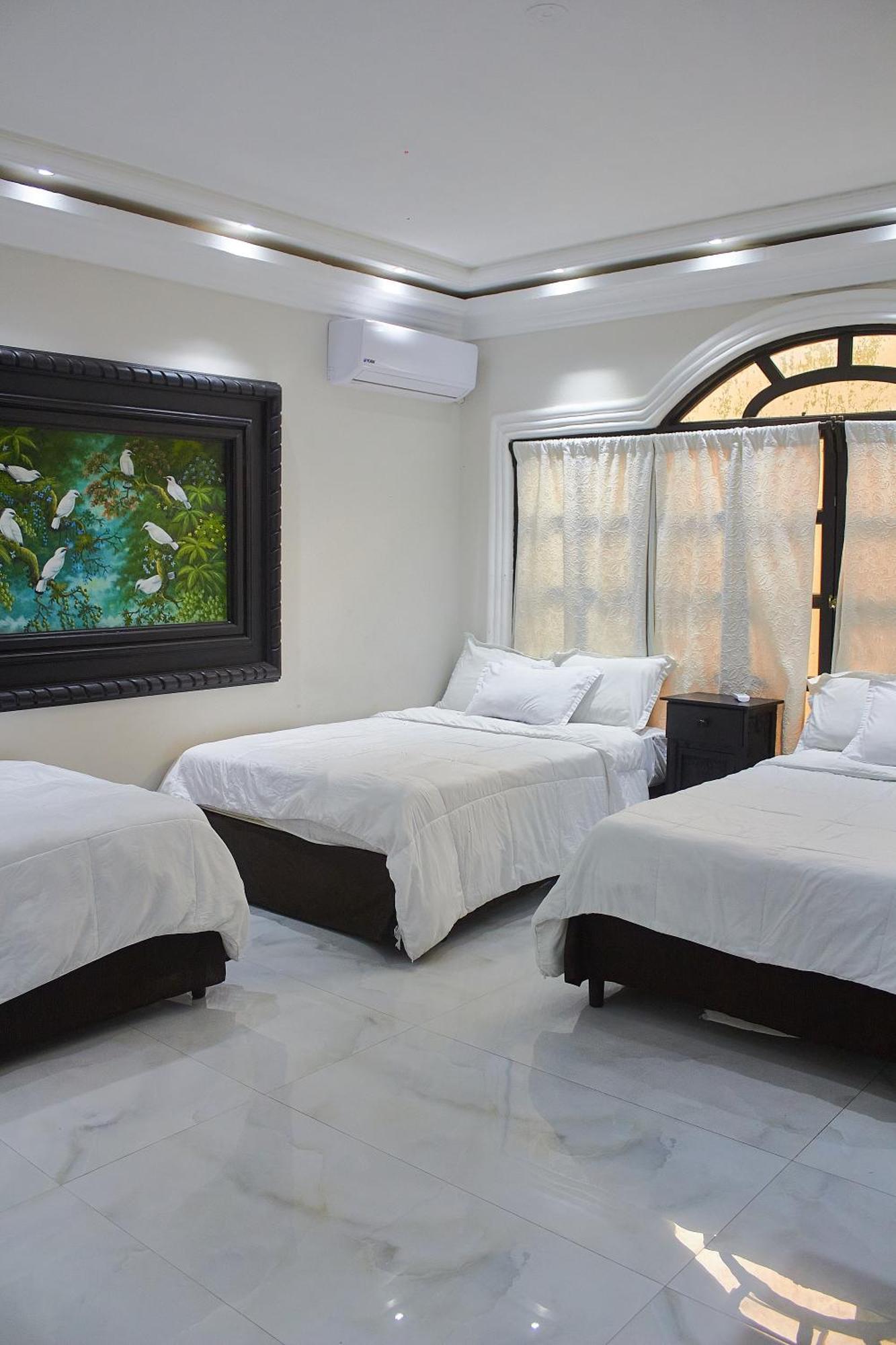 Hotel Villa Antigua San Salvador Extérieur photo