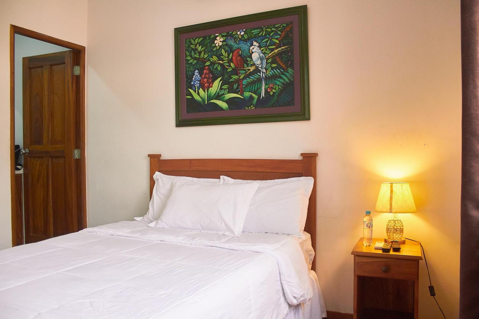 Hotel Villa Antigua San Salvador Extérieur photo